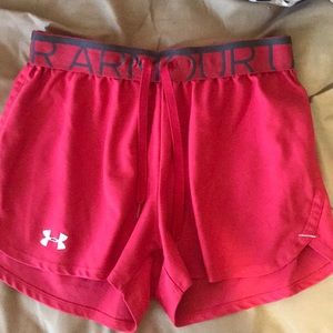 Pink Under Armour shorts size xs